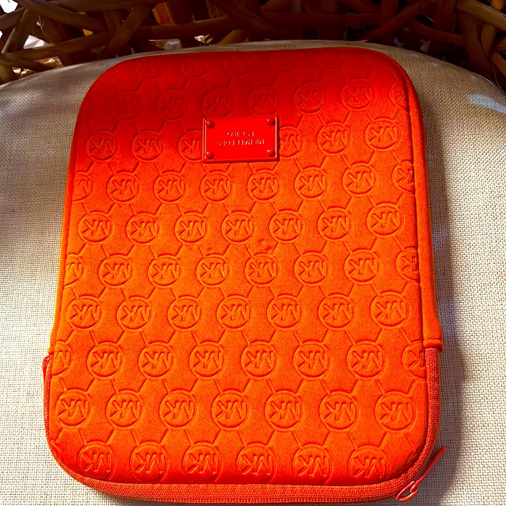 Michael Kors Signature IPad Case Orange